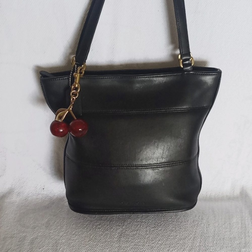 Vintage Coach Tribeca Shoulder Purse Model 9098